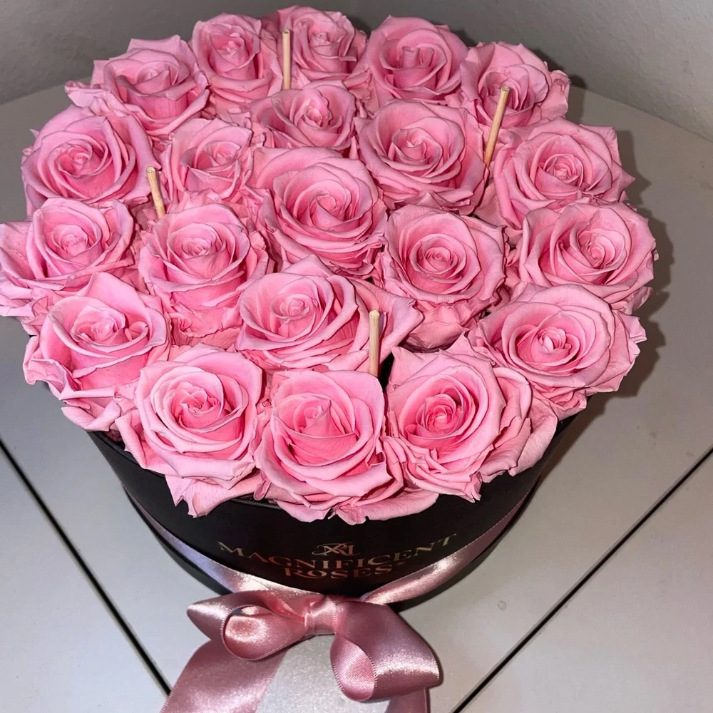 Pink Forever Roses - Picture 4 of 5